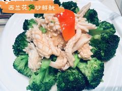 -肥仔文澳门猪骨煲(南京西路店)