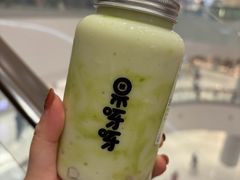 牛油果大战椰子-果呀呀(国金街店)