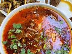 -萍姨抻面馆·鸡架冒菜(清湖店)