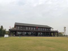 -梁子湖东篱老屋生态庄园