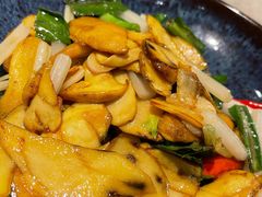 -半山腰·云南菜(侨福芳草地店)