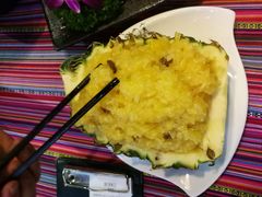 -香巴拉云南餐厅(华莱坞店)