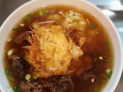 牛肉焖肉面-老西白点心店