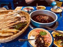 -马路边边串串香(双井直营店)