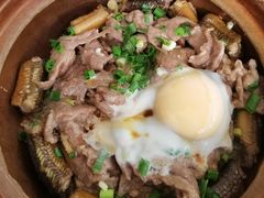 -容里煲仔饭(利丰北路店)