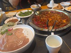 牛肉红锅汤-一斗火锅·招财羊毛肚(北温泉九号店)