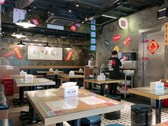 -肥汁米蘭香港米线(定西路店)