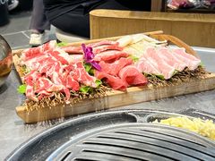 -GOGIYA·咕叽吖韩国传统烤肉店(东方新天地店)