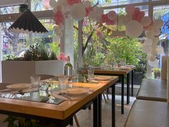 -春树下·树屋花房西餐厅(罍街AS1980店)