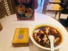 红汤抄手-协茂森老钟家(龙湖滨江天街店)