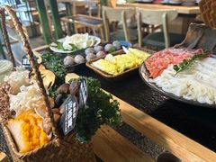 -鹿鸣山草本茶香火锅(园西路店)