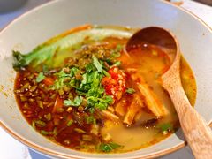 苗家口味酸笋宽粉-百春原湖南牛肉粉(百联世纪店)