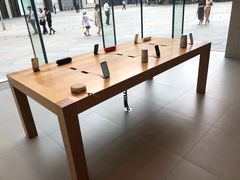 -Apple零售店(华贸购物中心店)