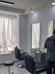 -LILI·HAIR SALON理理造型