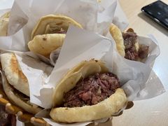 -闫家驴肉老店(华电一校店)