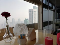 -南京金鹰皇冠假日酒店