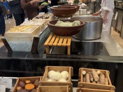 -圣丰索菲特·2 On 988 Café 自助餐厅