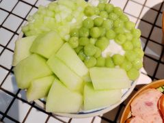 青团蜜瓜冰麻薯-董眼镜火锅(洪崖洞总店)