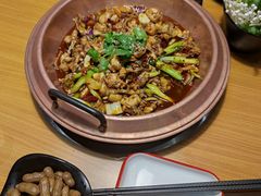 -虾弄弄海派小龙虾·牛羊蝎子火锅