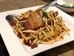 折耳根炒腊肉-酸喜·三度酸·贵州味