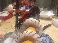 -海鲨湾海鲜会馆(百家湖1912店)