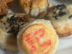 猫山王榴莲月饼-新荣记(西溪湿地店)