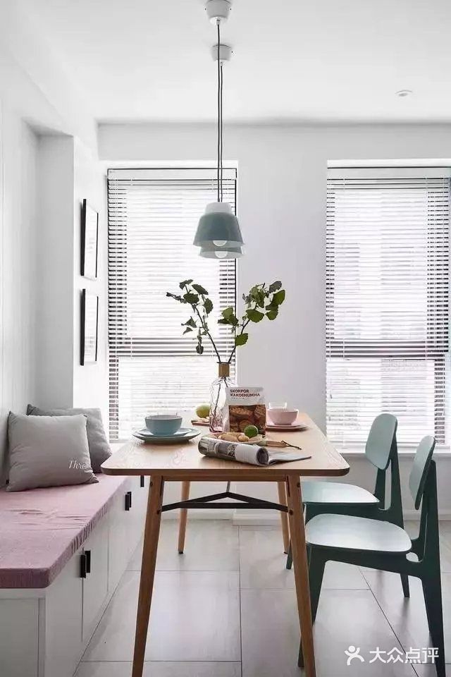 今日分享谁家还做飘窗呀, 现在流行卡座设计