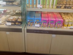 面包甜点陈列柜-丹香(青岛伊春路店)