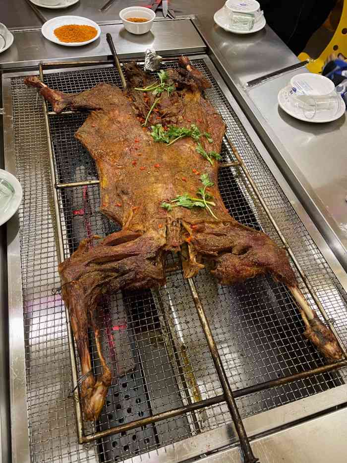 名羊天下烤全羊蒙古包(四千平店)-"非常感谢大众点评,名羊天下给我