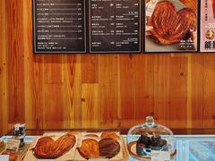 -MEEBO KAFEE米咖焙坊(虹桥路店)