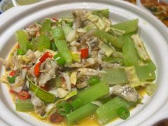-裕鼎鲜·新中菜(金鼎广场店)