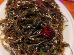 -山河屯铁锅炖(哈西站店)