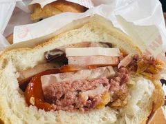 -Bánh Mì Huynh Hoa
