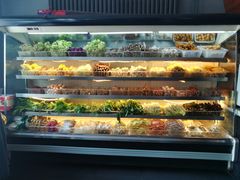 自助取餐区-万记麻辣烫国展总店