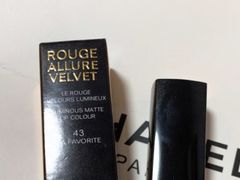 -Chanel(德基广场店)