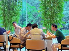 -怡咖啡海鲜自助餐厅(浦东香格里拉店)