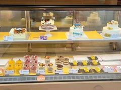 面包甜点陈列柜-BreadTalk面包新语·烘焙蛋糕(东方雅苑店)