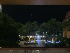 -三亚湾海居铂尔曼度假酒店