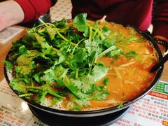 招牌炸酱小锅米线-肥汁米蘭香港米线(定西路店)