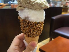 -VENCHI 闻绮(上海佛罗伦萨小镇店)