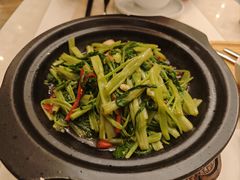 -港丽餐厅(高德置地店)