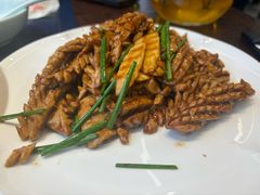 -湖畔鲁菜·二十年老字号餐厅(大明湖店)