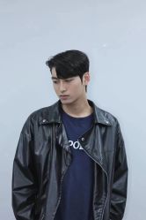 -一家只做男发烫染的店
