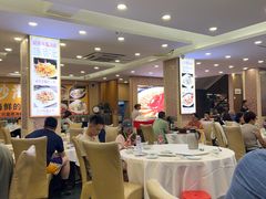 -粤盛海鲜平价店(洛溪食街店)
