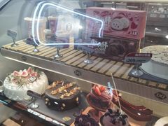 -DQ·蛋糕·冰淇淋(奥特莱斯店)