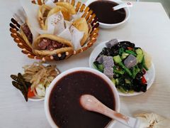 -闫家驴肉老店(华电一校店)