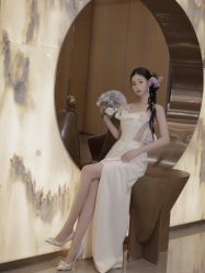 -曼青婚纱礼服馆