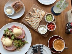 -ROAST coffee & eatery