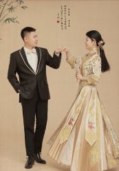 点击看大图 -挪娅婚纱摄影皇家会所