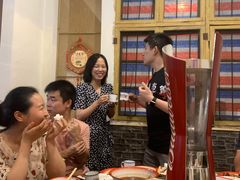 -冶建镜子·老南昌大排档·江西虾王(总店)